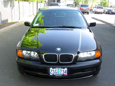 2001 BMW 325 i