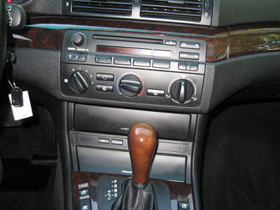 2001 BMW 325 i