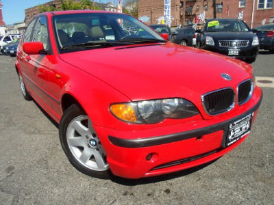 2004 BMW 325  i