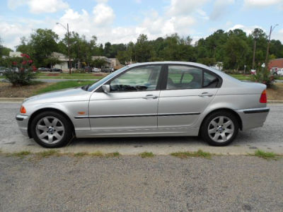 2001 BMW 325  i