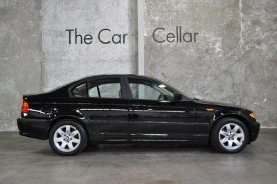 2003 BMW 325 xi