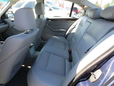 2004 BMW 325 xi