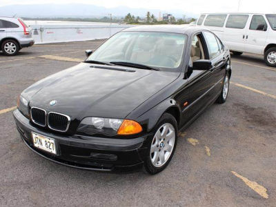 2001 BMW 325  i