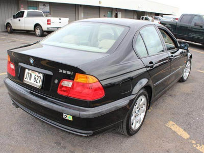 2001 BMW 325  i