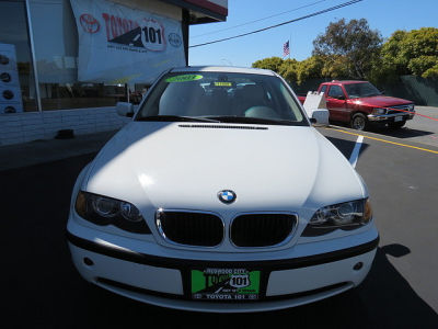 2003 BMW 325 i
