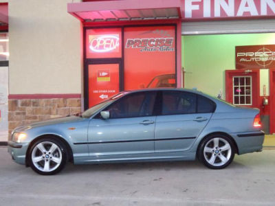 2005 BMW 325  i