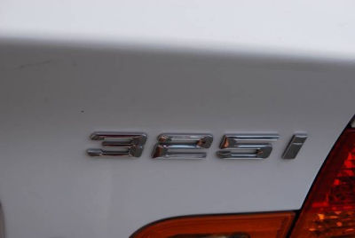 2003 BMW 325 i