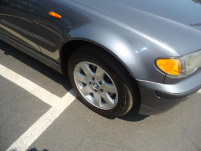 2003 BMW 325 xi