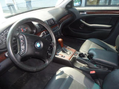 2003 BMW 325 xi