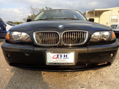 2003 BMW 325  i