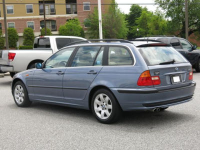 2002 BMW 325 xiT