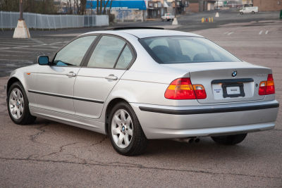2003 BMW 325 i