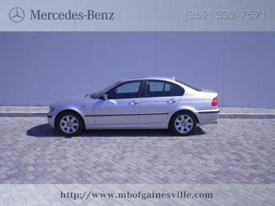 2004 BMW 325  i