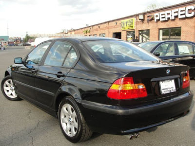 2004 BMW 325 xi