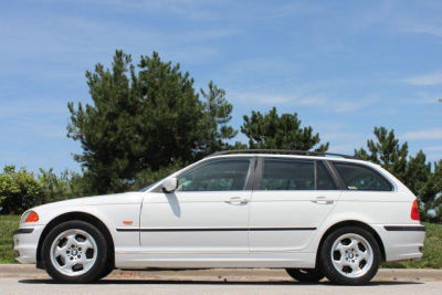 2001 BMW 325  i