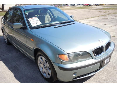 2005 BMW 325  i