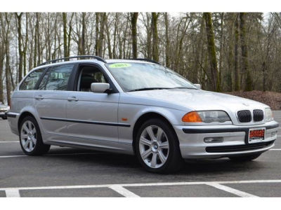2001 BMW 325  i