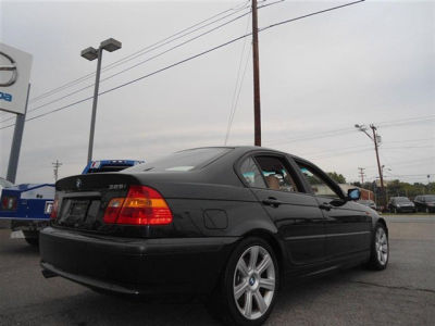 2003 BMW 325  i