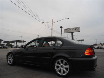 2003 BMW 325  i