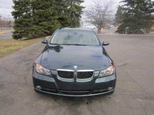 2006 BMW 325  i