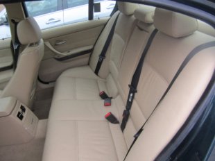 2006 BMW 325  i