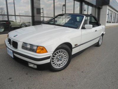 1994 BMW 325  i