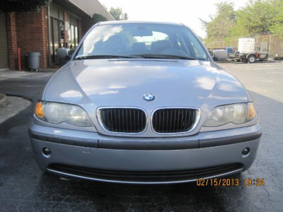 2005 BMW 325  i
