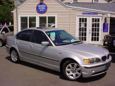 2002 BMW 325 i