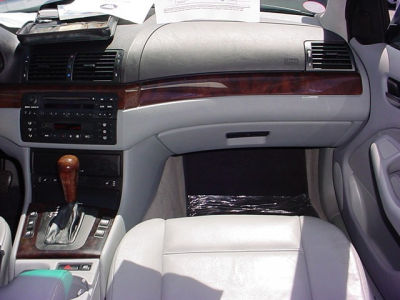 2002 BMW 325 i