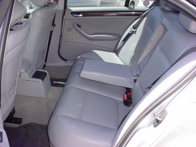 2002 BMW 325 i