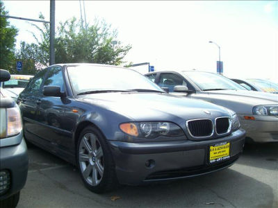 2003 BMW 325  i