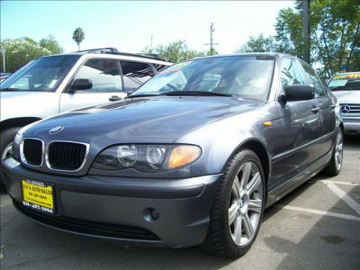 2003 BMW 325 i