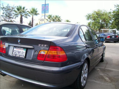2003 BMW 325 i
