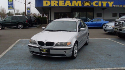 2003 BMW 325  i