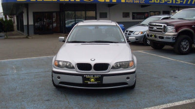 2003 BMW 325  i
