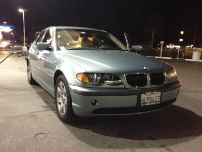 2004 BMW 325  i