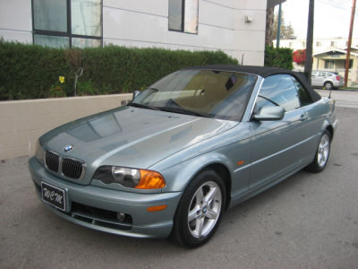 2002 BMW 325  Ci