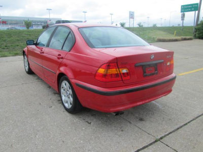 2002 BMW 325 i