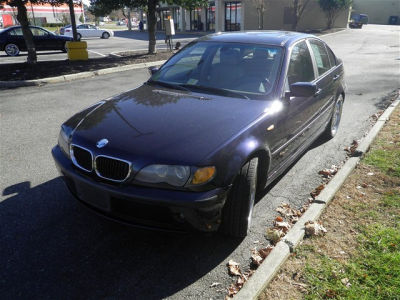 2004 BMW 325  i