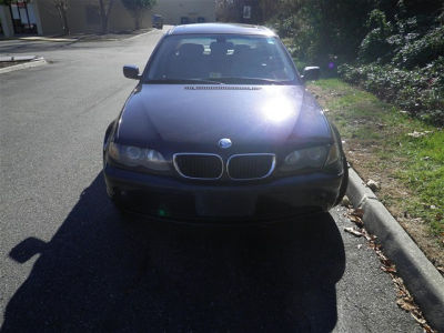 2004 BMW 325  i