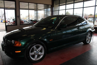 2001 BMW 325  Ci