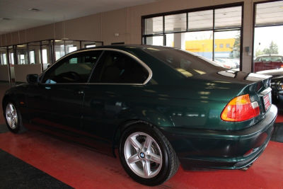 2001 BMW 325  Ci