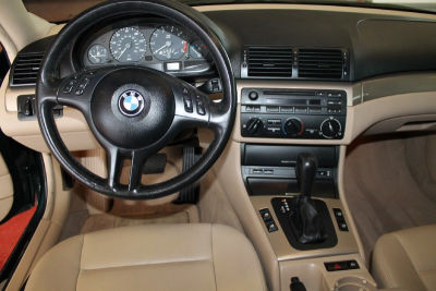 2001 BMW 325  Ci