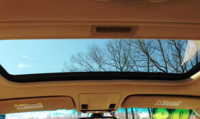 2004 BMW 325  xi