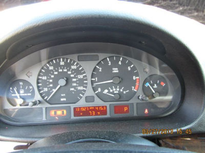 2001 BMW 325 i