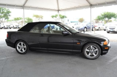 2003 BMW 325  Ci