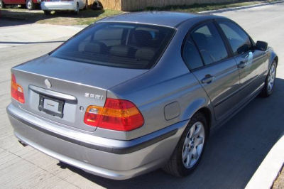 2004 BMW 325 i