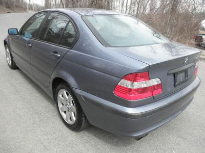 2002 BMW 325 xi