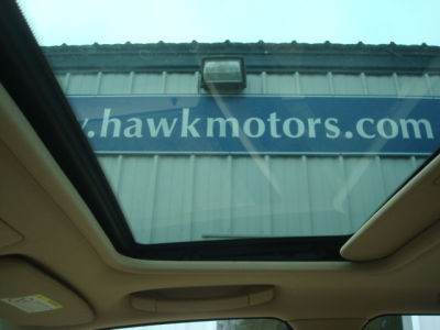 2004 BMW 325  xi