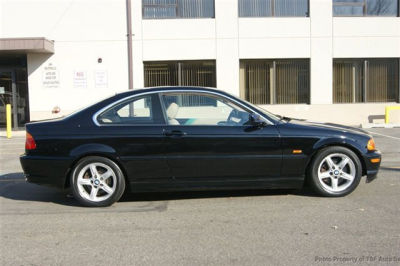 2002 BMW 325  Ci